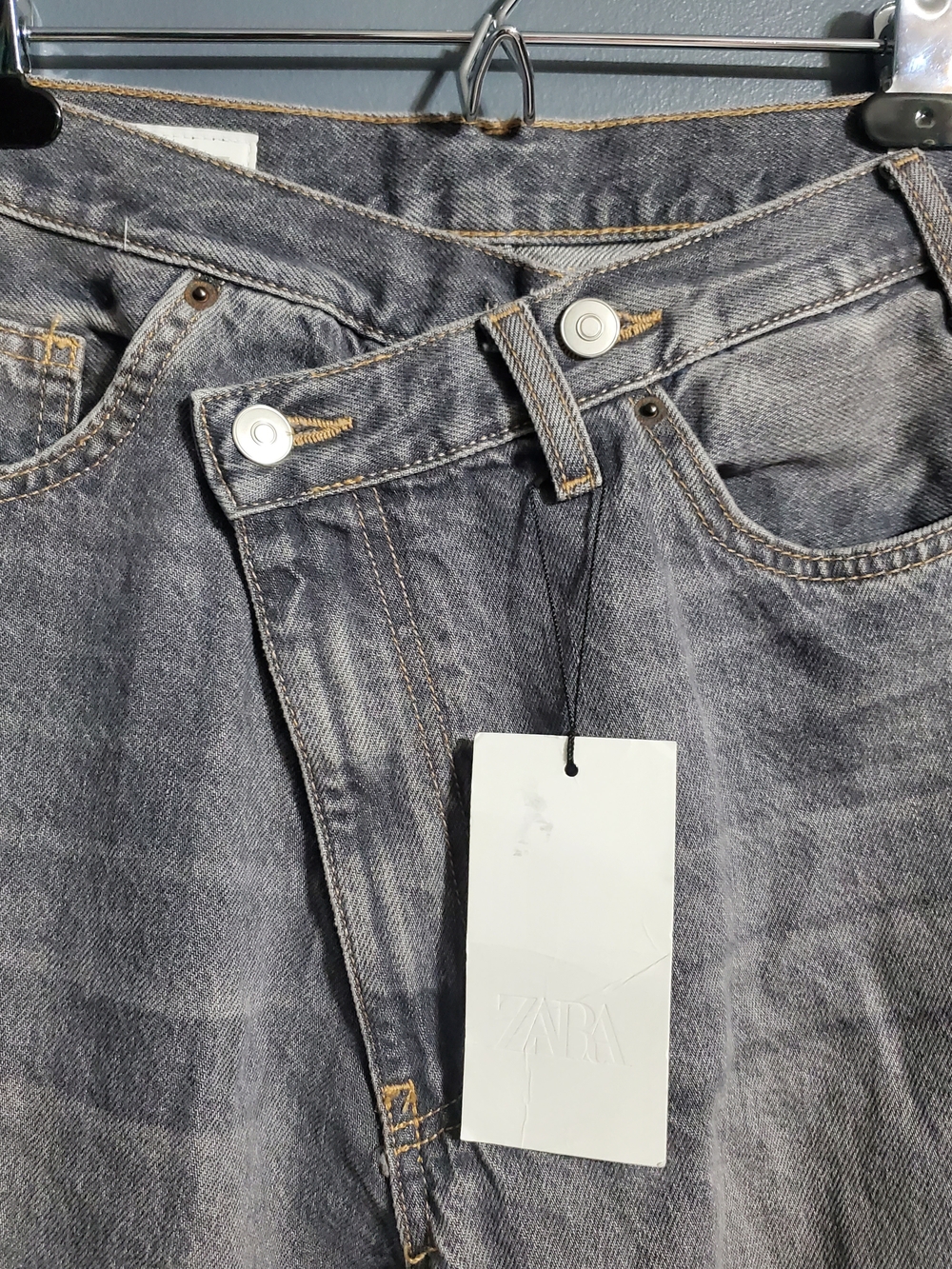 NWT Zara Light Gray Crossed Waist Wide Leg Jeans Women's Size 10 - Picture 4 of 10